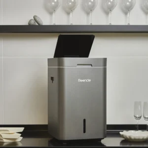 Reencle Gravity električni komposter u kuhinji – održivo kompostiranje otpada bez neugodnih mirisa